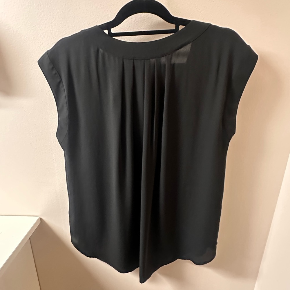 Ro-dee Blouse - Picture 2 of 3